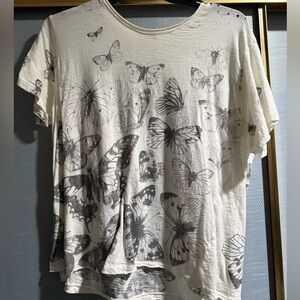 NWOT Magnolia Pearl Butterfly Boyfriend T